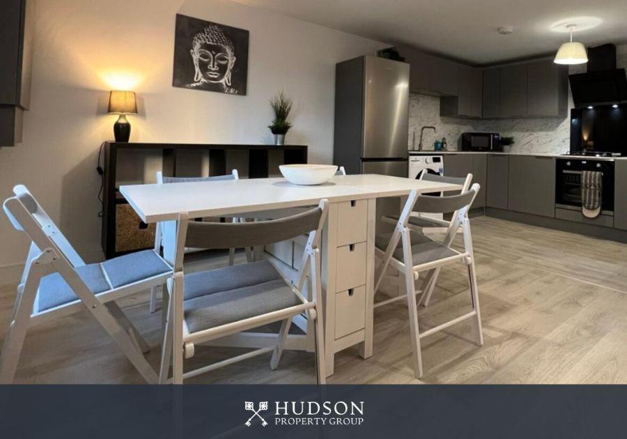 Open Plan Townhouse In Shrewsbury Villa Kültér fotó