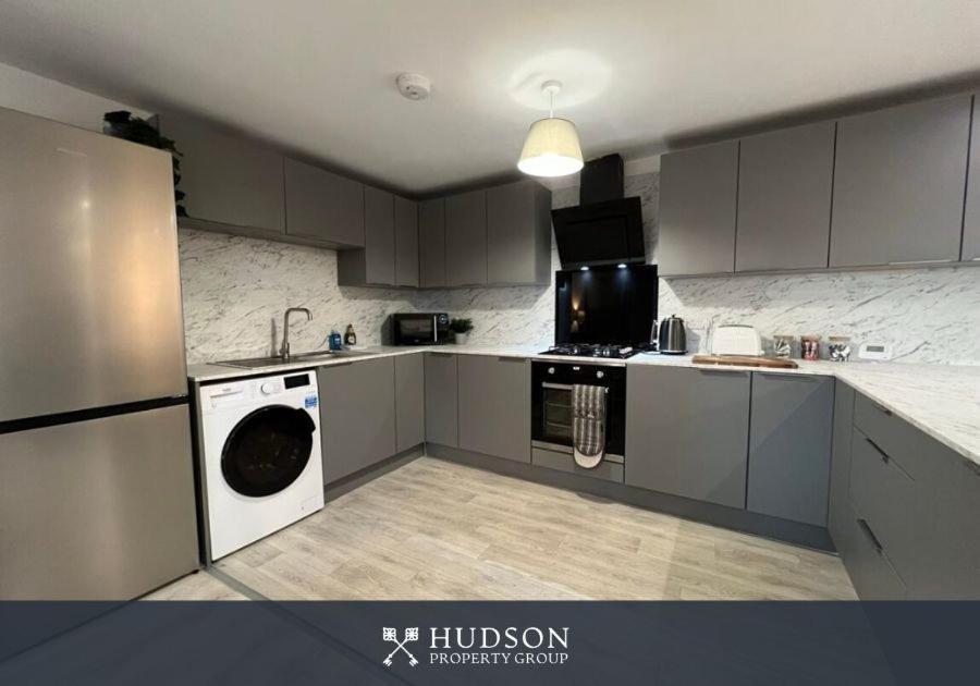 Open Plan Townhouse In Shrewsbury Villa Kültér fotó