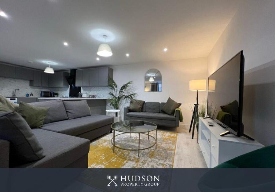 Open Plan Townhouse In Shrewsbury Villa Kültér fotó